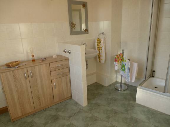 Ferienwohnung_Bacher_Bad 07 Bad